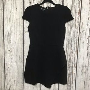 bebe Black Cap Sleeve symmetrical dress sz  MP 37